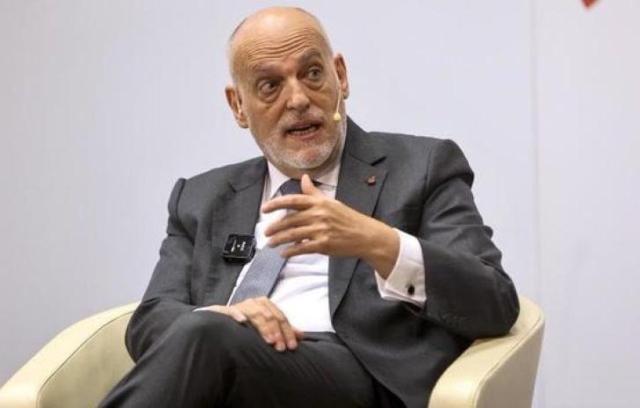 西甲主席：比赛密集球员太累？你85分钟才换人怪谁